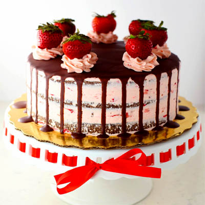 Strawberry Cake 