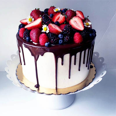 Strawberry Cake 